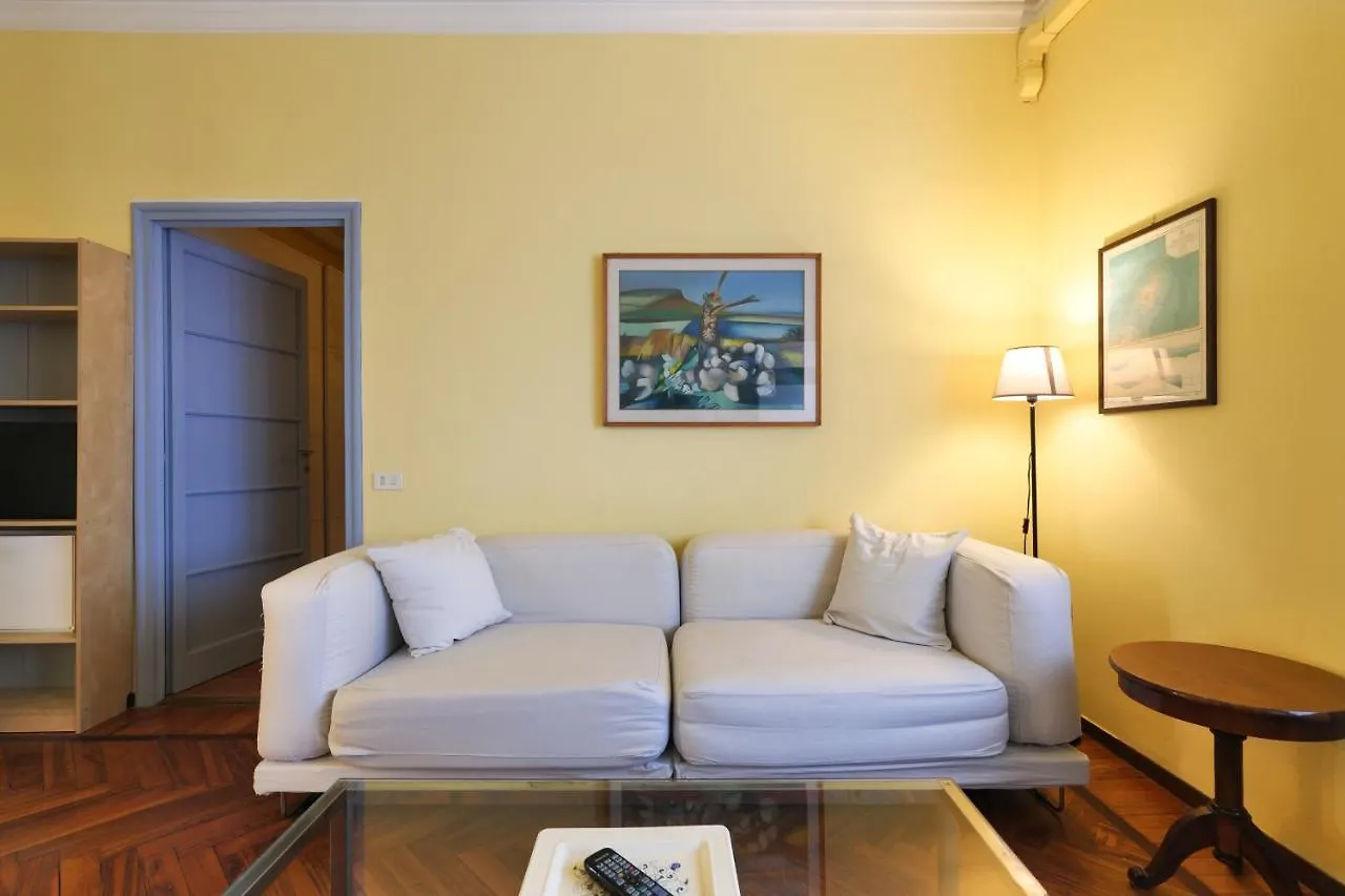 Primopiano - Ponzio Apartment Milan 0*,